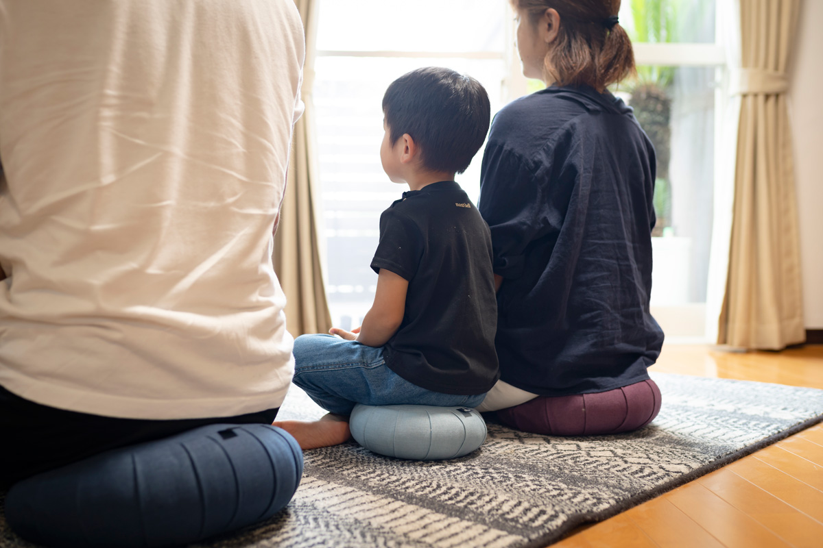 はるざぜんそう、さん確認用 ついに8サイズ（6寸～1尺3寸）に対応した、坐禅・瞑想用座布団「坐蒲